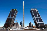 Obelisco de Calatrava Obelisco de Calatrava